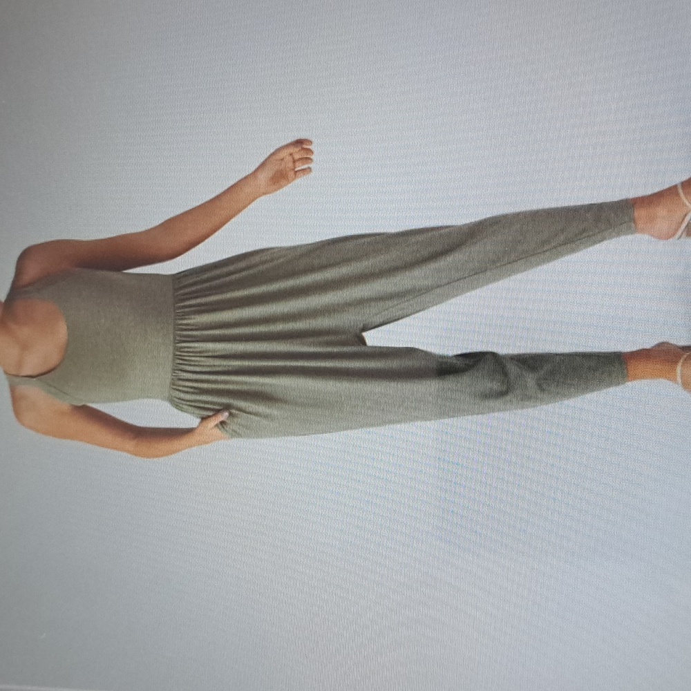 XSMALL. HALARA BACKLESS TWISTED U NECK EASY PEEZY HAREM JUMPSUIT
